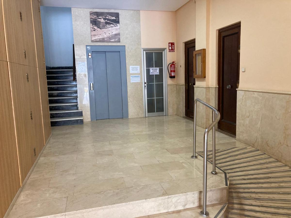 Beachfront And Renovated Apartment Cullera Exterior photo
